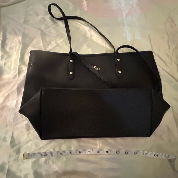 Coach Black Tote Bag - Picture 2 of 6